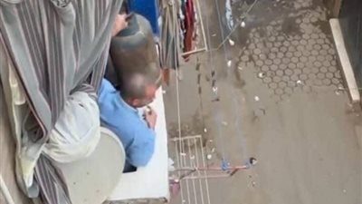 أمن الجيزة يضبط متهم هدد جيرانه بأنبوبة بوتاجاز في المنيب (صور)