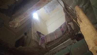 تفاصيل سقوط سقف غرفة بالطابق الأرضي في عقار بعين شمس