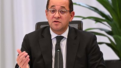 ستاندرد آند بورز ترفع تصنيف مصر الائتماني إلى B.. خطوة تعزز الثقة والنمو الاقتصادي