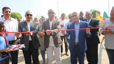 محافظ المنيا يفتتح مجمع المواقف المطوّر بتكلفة 11 مليون جنيه