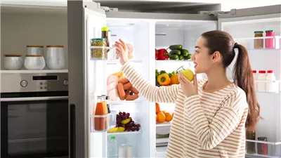 خبراء التغذية يحذرون: خطأ يومي في الثلاجة قد يحول أطعمتك إلى سموم صامتة