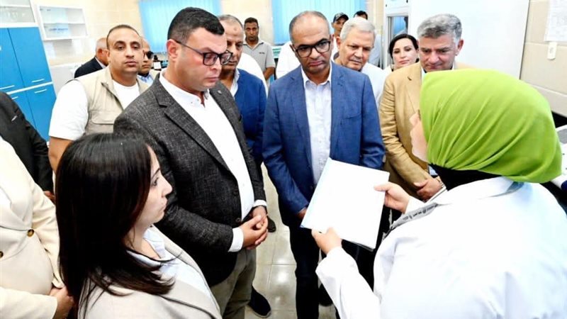 وزير الإسكان
