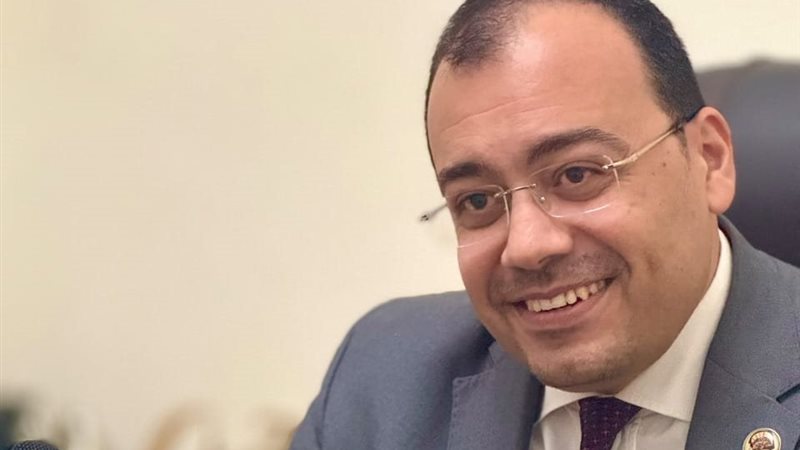 الدكتور عمرو سليمان