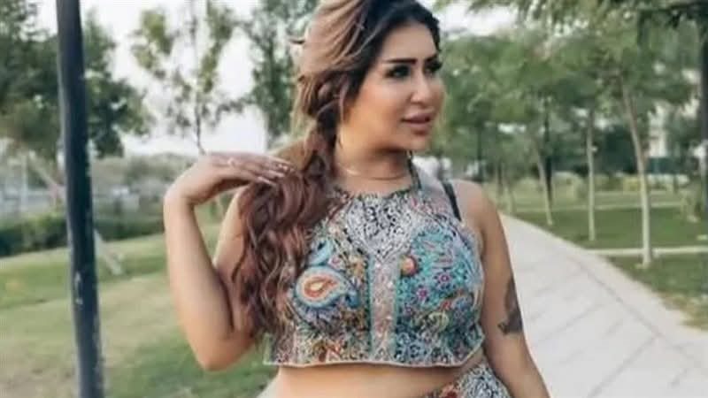 الراقصة لوليتا