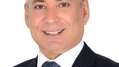 رئيس جامعة المنيا يهنئ السيسي بذكرى انتصارات أكتوبر المجيدة