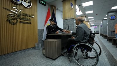 الداخلية في خدمة المواطن.. تيسيرات جديدة لكبار السن وذوي الهمم