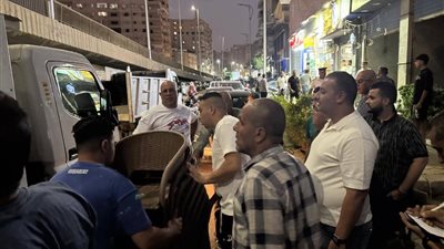 الجيزة تشن حملات مسائية مكثفة لرفع الإشغالات والتعديات بالهرم