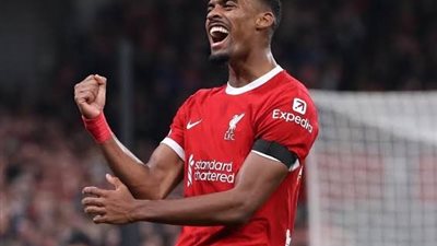 متفوقًا على محمد صلاح.. جرافينبيرش يحصد جائزة 