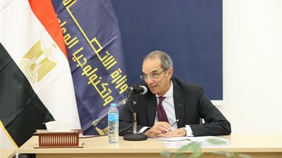 وزير الاتصالات: 60 ألف مستفيد من برامج 