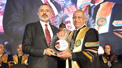 الأكاديمية العربية للعلوم والتكنولوجيا تحتفل بتخريج دفعة جديدة من 