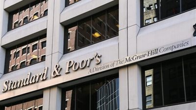 ستاندرد آند بورز تكشف عن تراجع ضغوط التمويل الخارجي لمصر