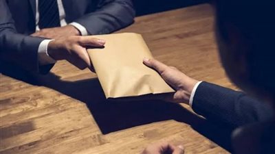 بعد قليل.. محاكمة المتهمين في قضية رشوة وزارة الصحة 