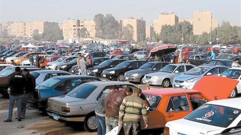 سوق السيارات المستعملة