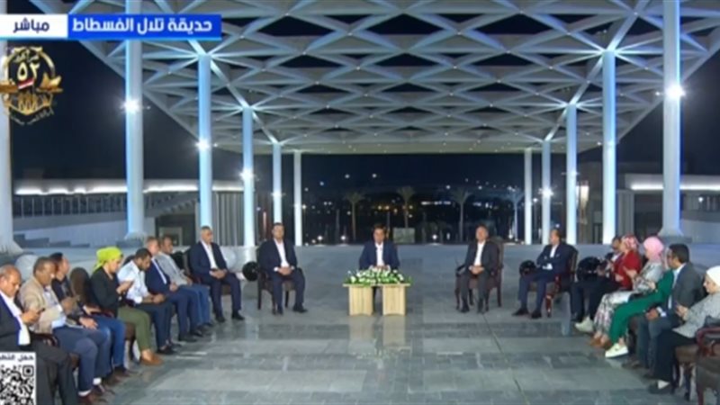 رئيس الوزراء خلال