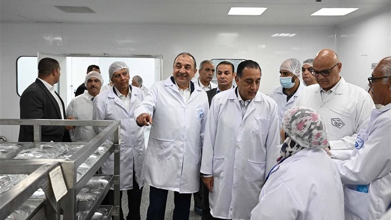 رئيس الوزراء يتفقد