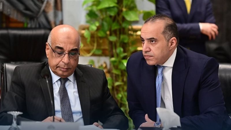 وزيرا العدل والشئون