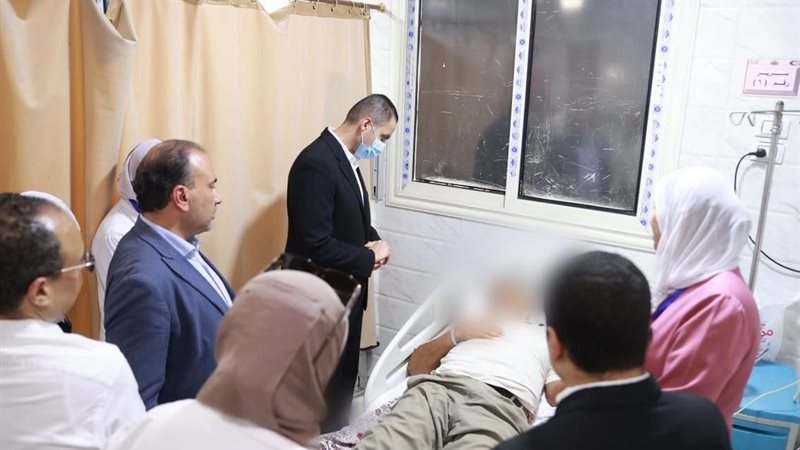 نائب الوزير يستمع