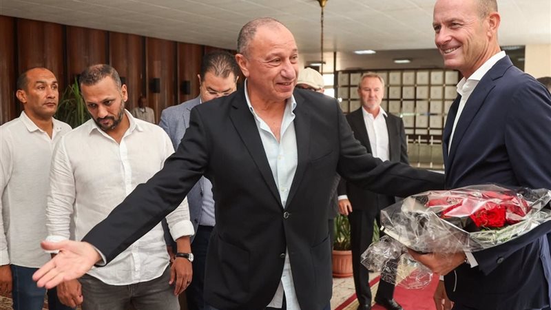 مدرب الأهلي