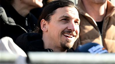 زلاتان يكشف كواليس صراعاته مع أليجري في ميلان