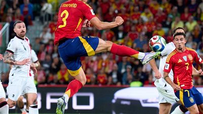 إسبانيا تتجاوز جورجيا بثنائية وتحقق العلامة الكاملة في التصفيات