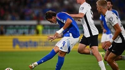 إيطاليا تقترب من المتصدر النرويجي بفوز مقنع على إستونيا