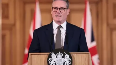 رئيس الوزراء البريطاني يزور مصر لحضور قمة شرم الشيخ.. توقيع خطة السلام الخاصة بغزة الاثنين