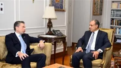 وزير الخارجية يستقبل وكيل الأمين العام للشئون الإنسانية