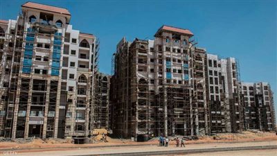 هل ترتفع مبيعات العقارات مع تراجع الفائدة؟.. خبير عقاري يجيب