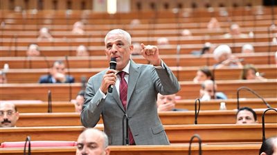 الحسيني يقطع 