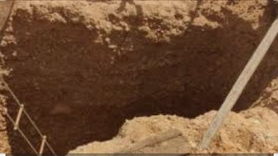 مصرع عامل تحت أنقاض بئر رملي أثناء الحفر في سمالوط بالمنيا