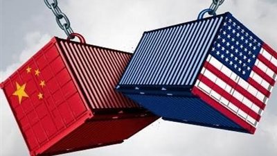 بعد تصاعد التوتر بين واشنطن وبكين.. عاصفة اقتصادية تضرب الأسواق العالمية والصين خارج السرب