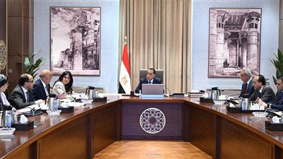 رئيس الوزراء يتابع جهود جهاز تنمية المشروعات المتوسطة والصغيرة بالمحافظات الحدودية