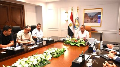 محافظ جنوب سيناء يتابع الاستعدادات النهائية لاستضافة توقيع اتفاق شرم الشيخ بشأن غزة