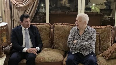 بعد زيارته.. مرتضى منصور يوجه رسالة لـ أشرف صبحي