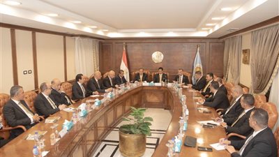 برئاسة أبو هشيمة.  الشعب الجمهوري يجتمع بمرشحيه الفردي لوضع ملامح المرحلة المقبلة 