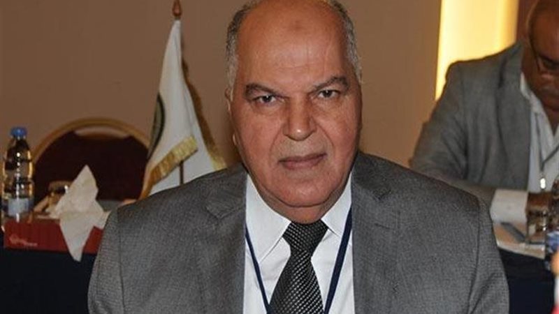 خلف الزناتي، نقيب