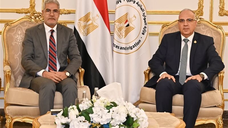 وزير الري