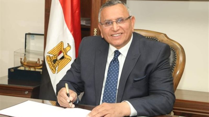 الدكتور عبدالسند