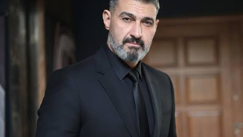 الفنان ياسر جلال
