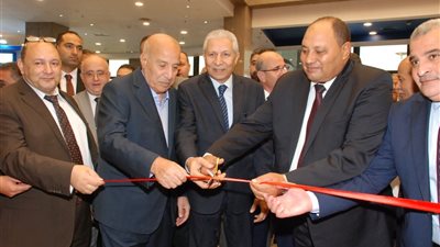 الصياد يفتتح المعرض الدولي الـ25 لإدارة وإنتاج الدواجن والماشية والأسماك «أجرينا»