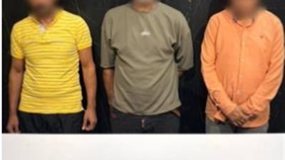 النيابة تأمر بحبس 3 متهمين احتجزوا سمسارًا داخل شقة بمدينة 15 مايو