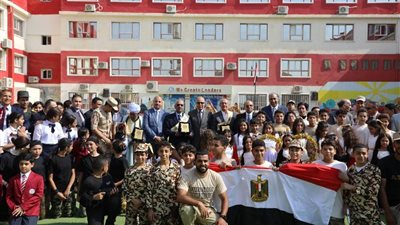 محافظ المنيا يشهد احتفالية المدرسة البريطانية بمناسبة ذكرى انتصارات أكتوبر