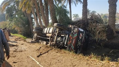 الحمولة الأخيرة.. نهاية مأساوية لسائق شاحنة طوب في أسيوط