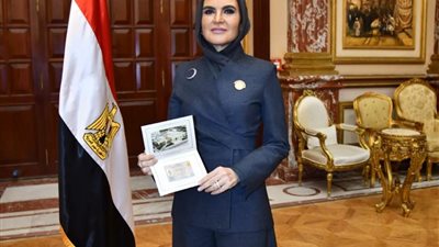 سحر نصر تتسلم كارنيه عضوية مجلس الشيوخ وتؤكد: مسيرة عطاء جديدة لخدمة الوطن