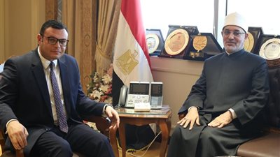 وزير الإسكان يستقبل مفتي الجمهورية لبحث تخصيص مقرات لدار الإفتاء بالمدن الجديدة