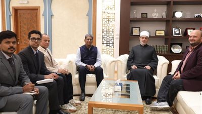 سفير الهند يدعو مفتي الجمهورية لزيارة بلاده لتعزيز التعاون الديني