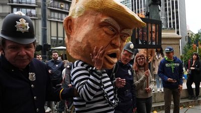 محلل أمريكي لتفصيلة: الولايات المتحدة على حافة التفكك وترامب يشعل أخطر انقسام داخلي في تاريخها