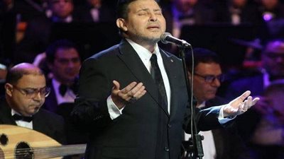 هاني شاكر يشعل ليالي مهرجان الموسيقى العربية بأجمل أغانيه في الأوبرا المصرية