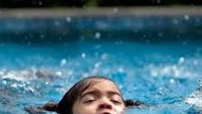 كواليس غرق طفلة في ترعة بالعياط أثناء لهوها بجوار المياه