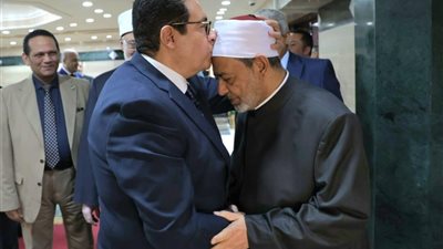 شيخ الأزهر يستقبل رئيس جامعة القاهرة ويوقعان بروتوكول تعاون مشترك
